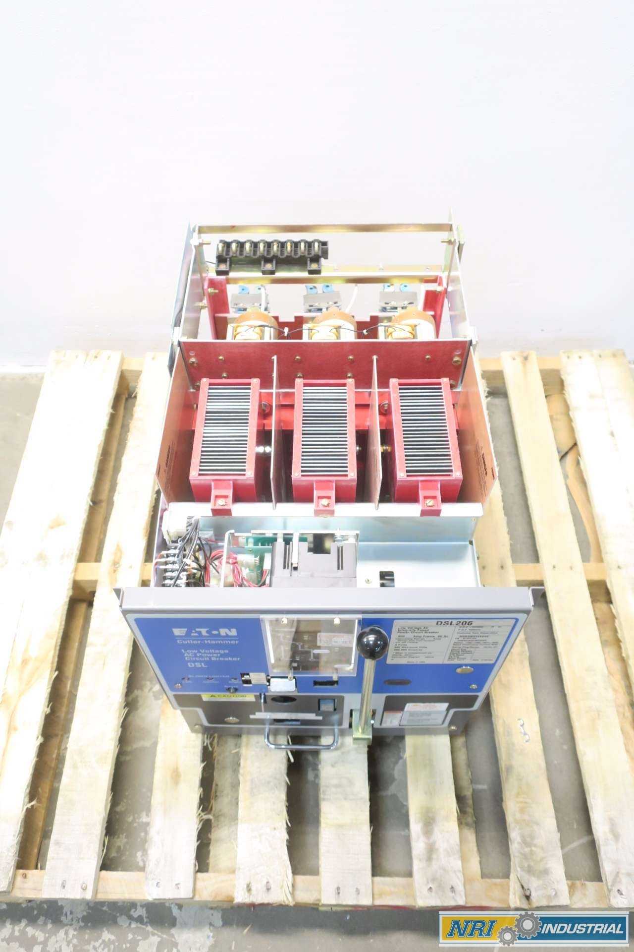 USED CUTLER HAMMER DSL206 800A AIR LOW VOLTAGE CIRCUIT BREAKER SWITCHGEAR - SWITCHGEAR