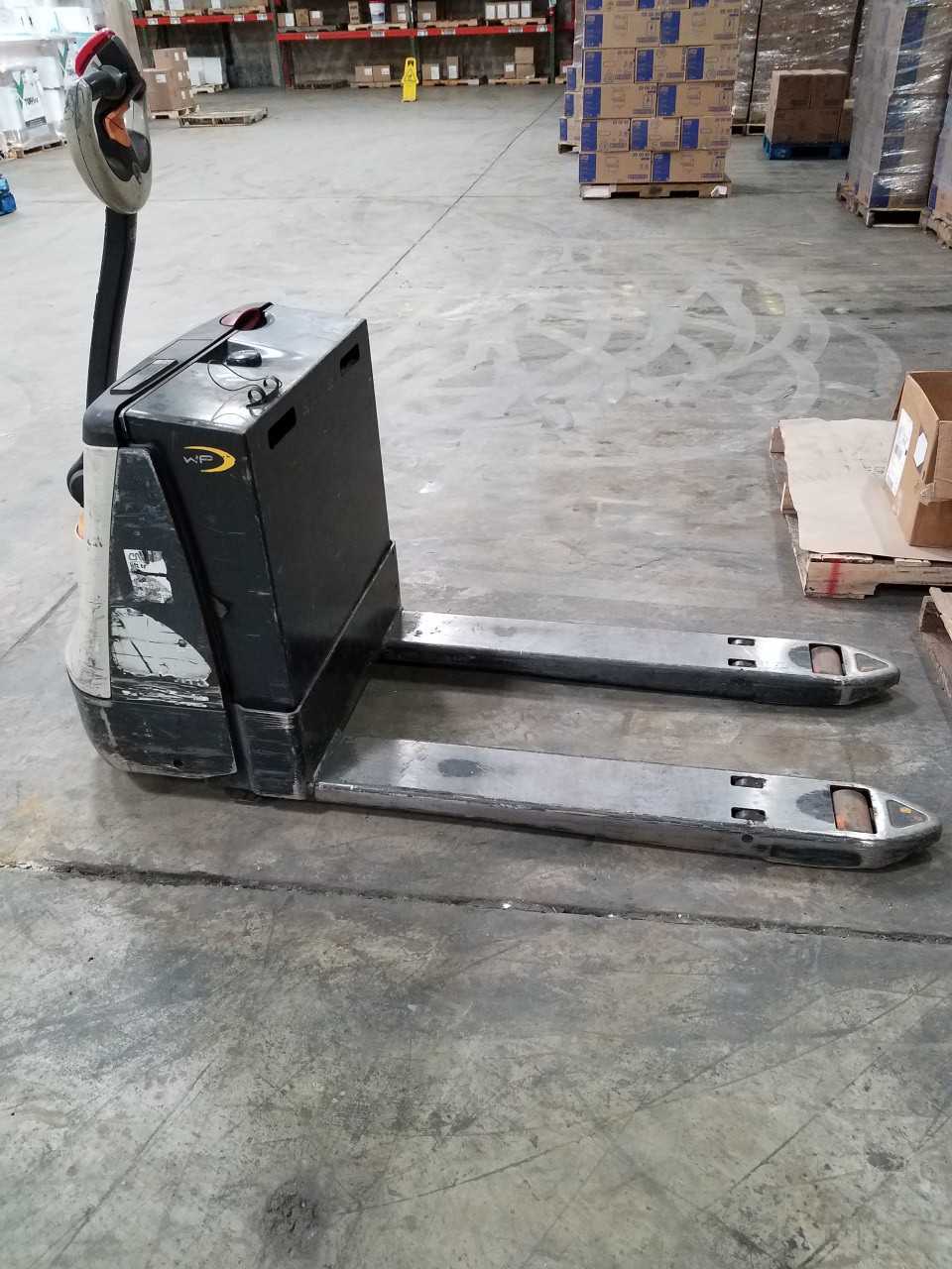 2011 Crown WP2335-45 walkie pallet jack Shreveport LA - MANUAL PALLET JACKS