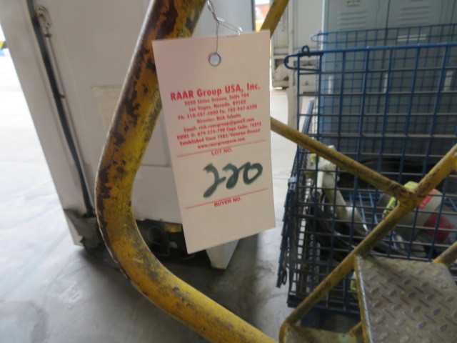 Steel Step on Wheels - MISCELLANEOUS