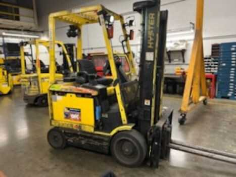 Hyster Lift Truck - FORKLIFTS Hyster Lift Truck - FORKLIFTS