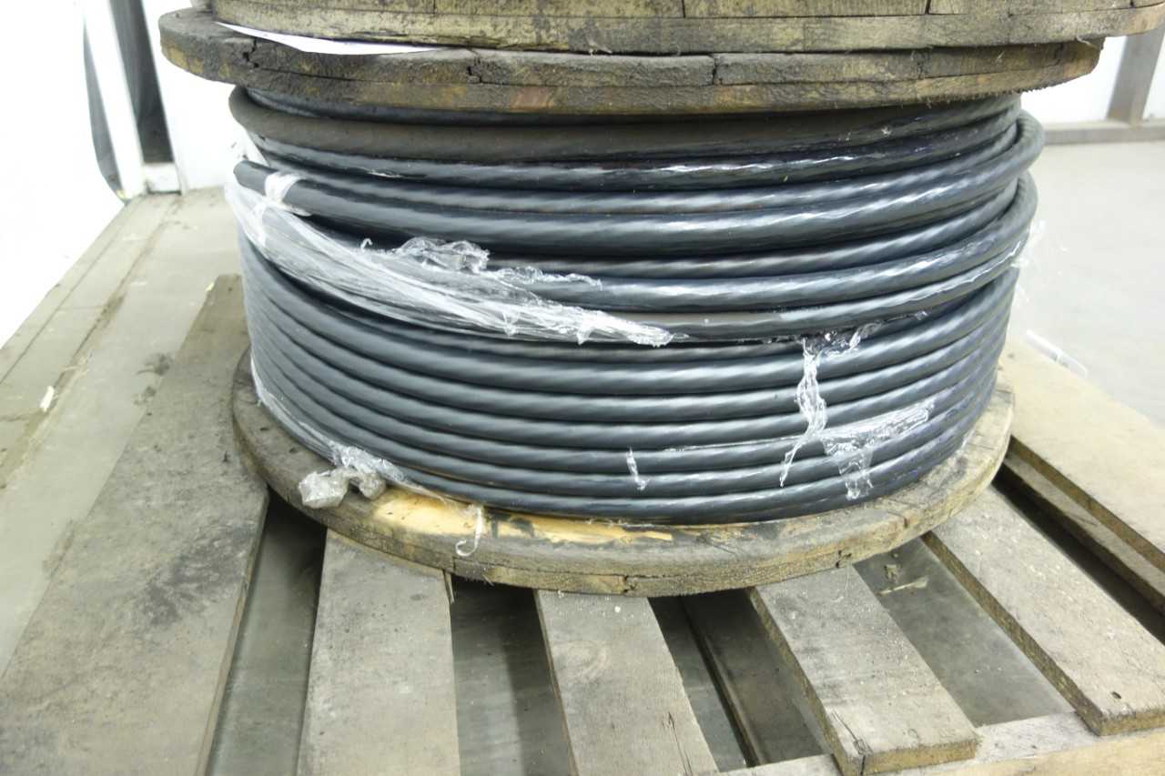 LOT OF 2 SPOOLS OF HOUWIRE 121C DIRECT BURIAL CABLE WIRE - ELECTRICAL COMPONENTS