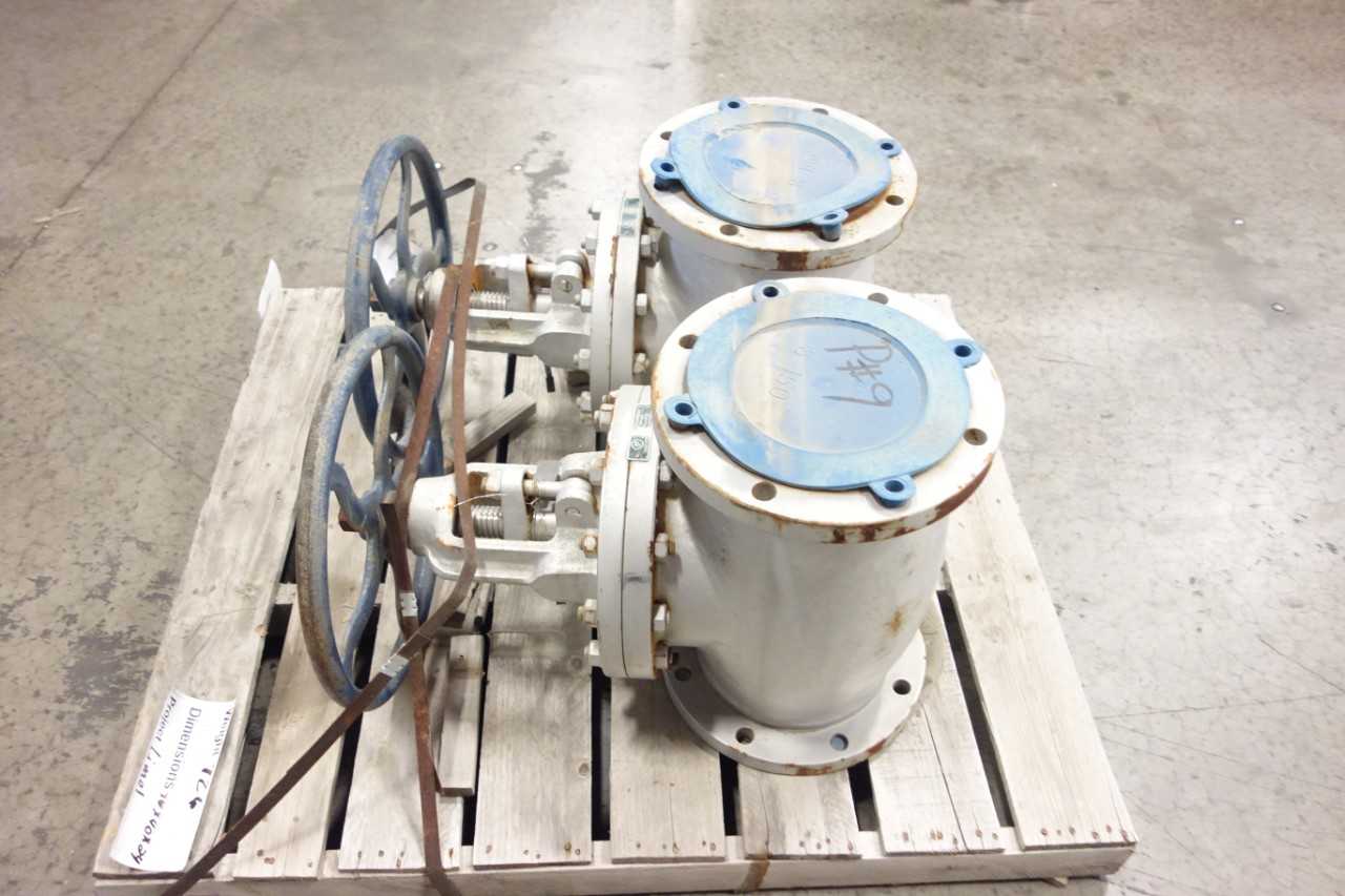LOT OF 2 POWELL GLOBE VALVES - GLOBE VALVE