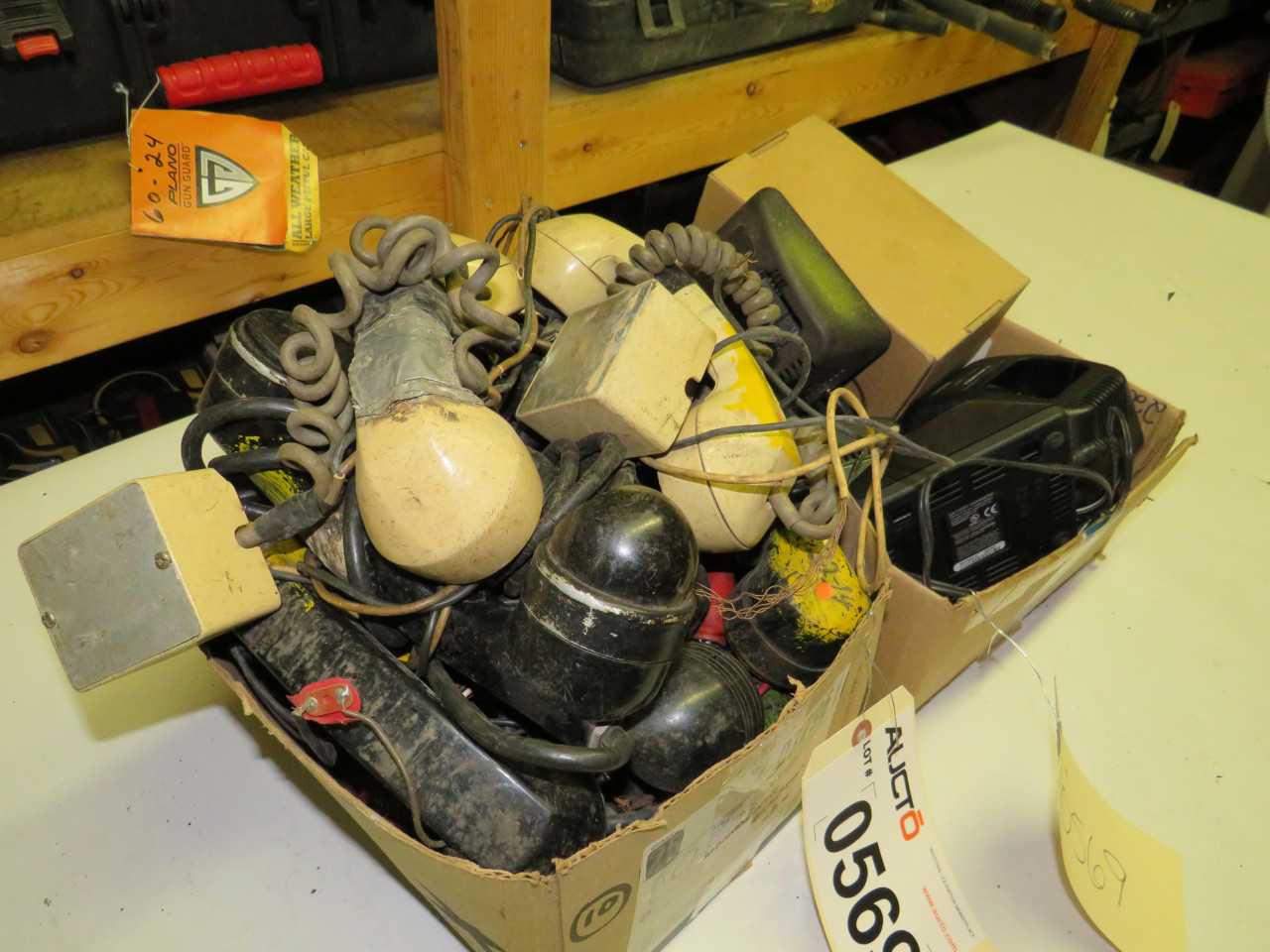 LOT OF ASSORTED COMMUNICATION DEVICES & CHARGERS - ELECTRICAL COMPONENTS