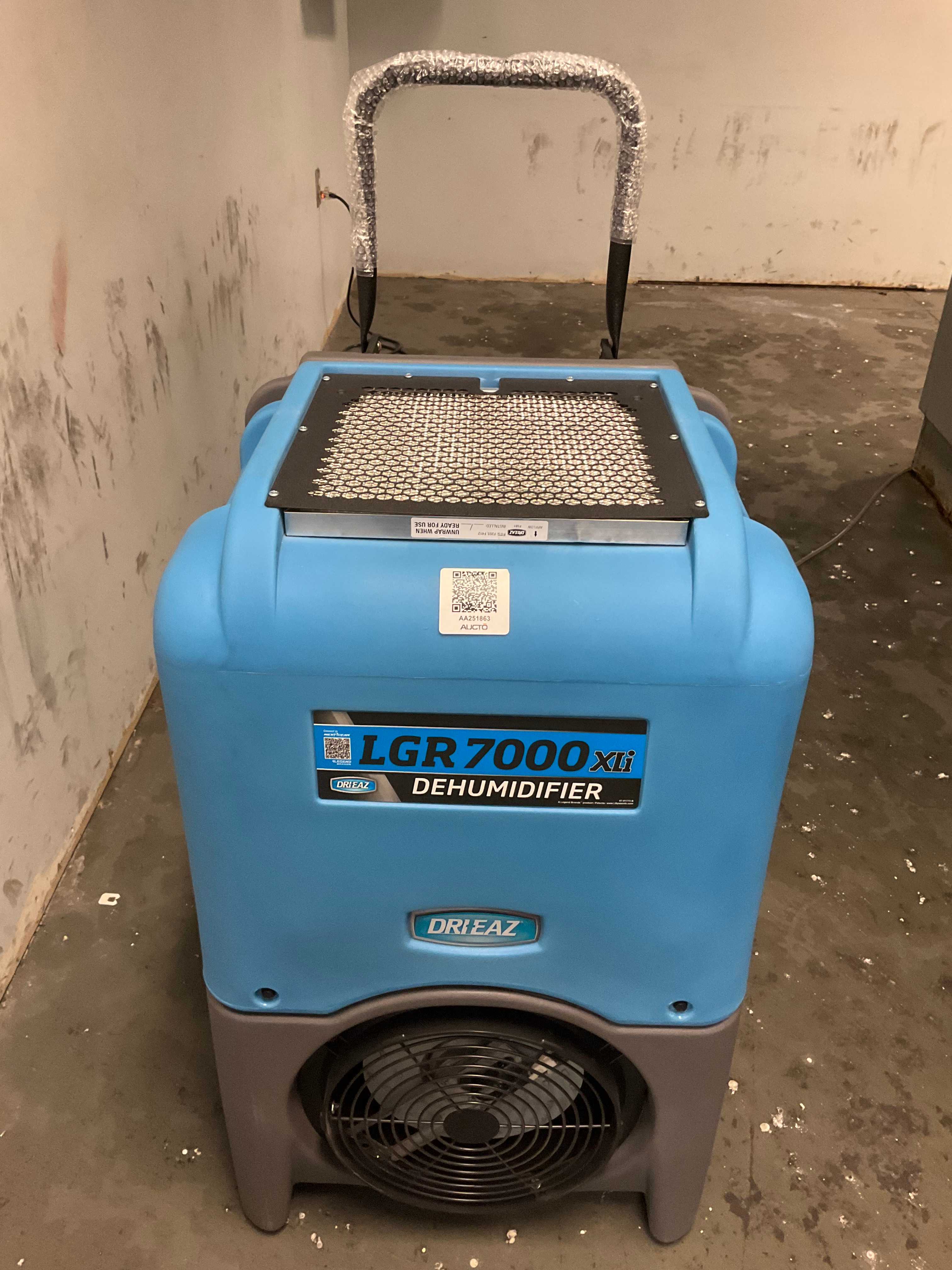 DRI-EAZ LGR 7000 XLI F412 DEHUMIDIFIER - DEHUMIDIFIER