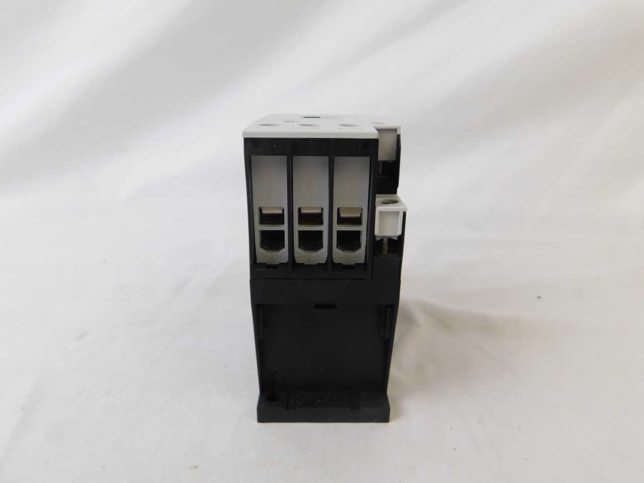 Quantity of 10 New Surplus Eaton XTCE018C01E Contactor Non-Reversing 3P 18A 208V 60Hz - CONTACTORS