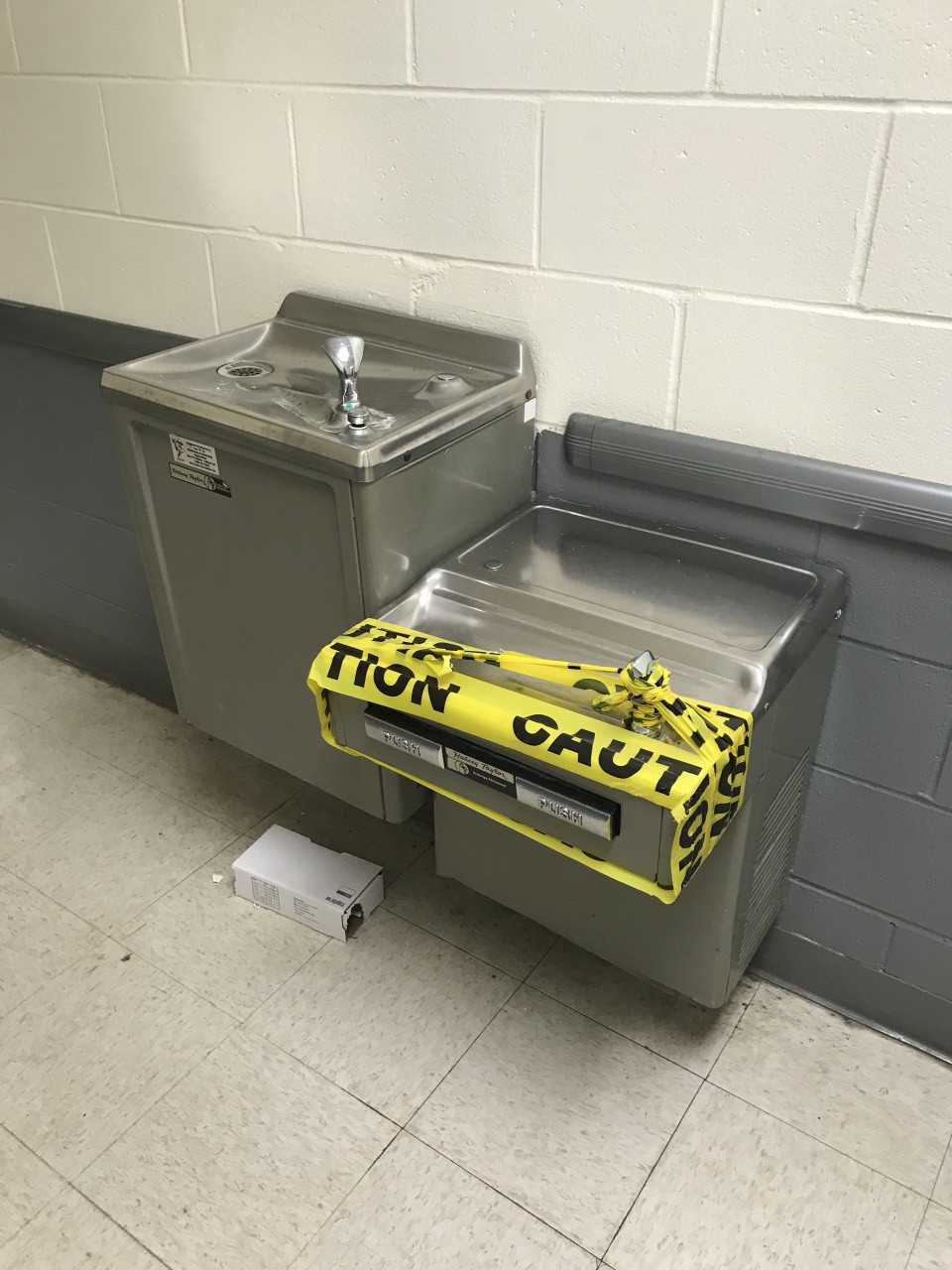 DRINKING FOUNTAIN X2 - MISCELLANEOUS