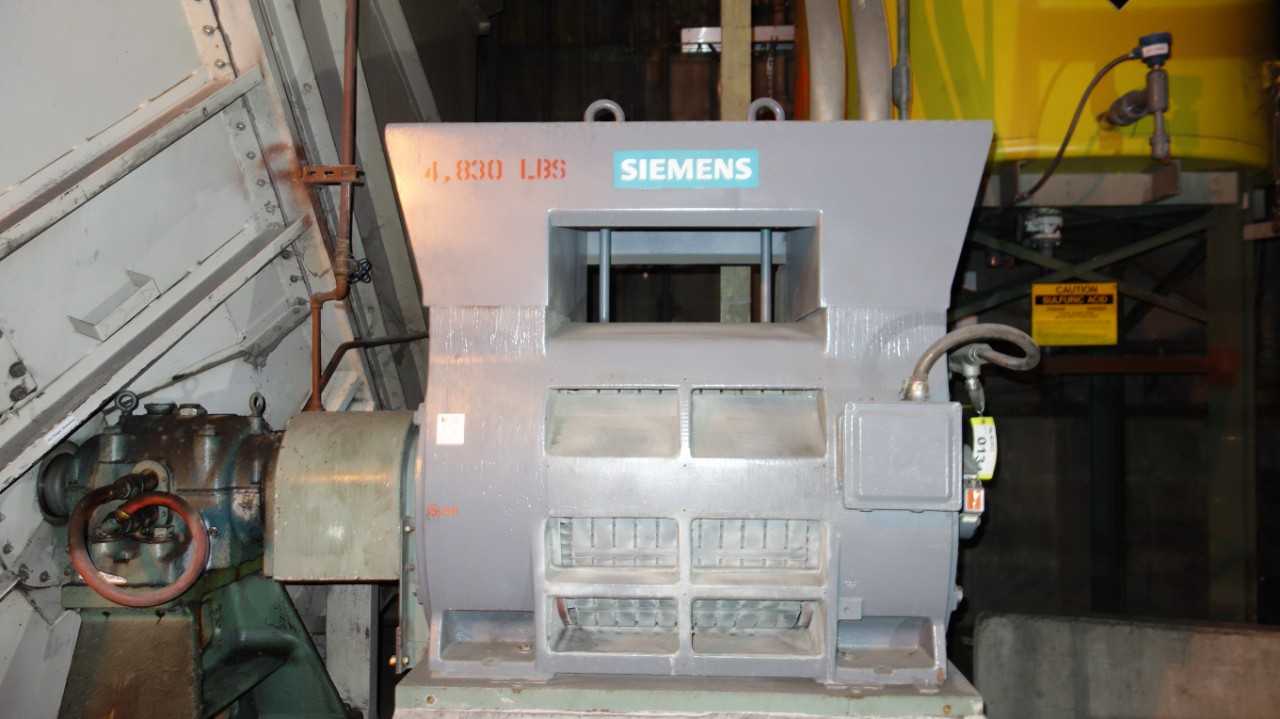 SIEMENS 588S 650HP 4600V-AC INDUCTION MOTOR - ELECTRIC MOTORS