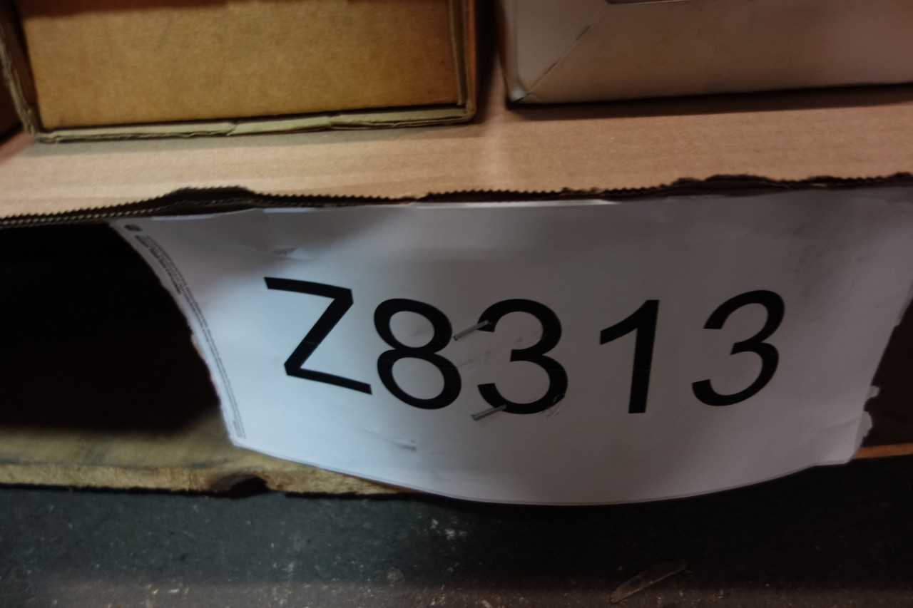 1 PALLET OF ASSORTED ELECTRICAL- CONTROL BOARDS, MONITOR, CONTROL SWITCHES, PILOT LIGHTS- MITSUBISHI, OMRON, GENERAL ELECTRIC - AUTOMATION & CONTROLS