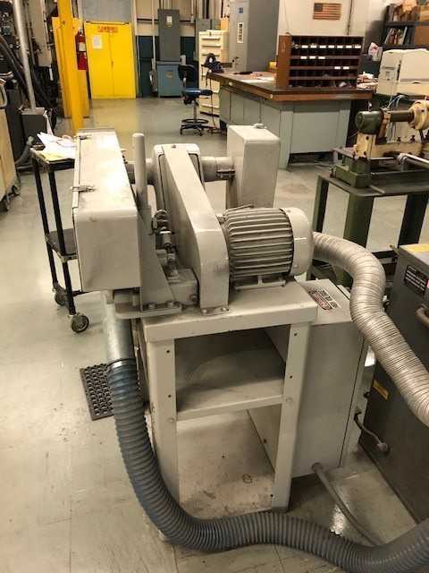 Hammond Abrasive Belt Grinder - GRINDING MACHINES