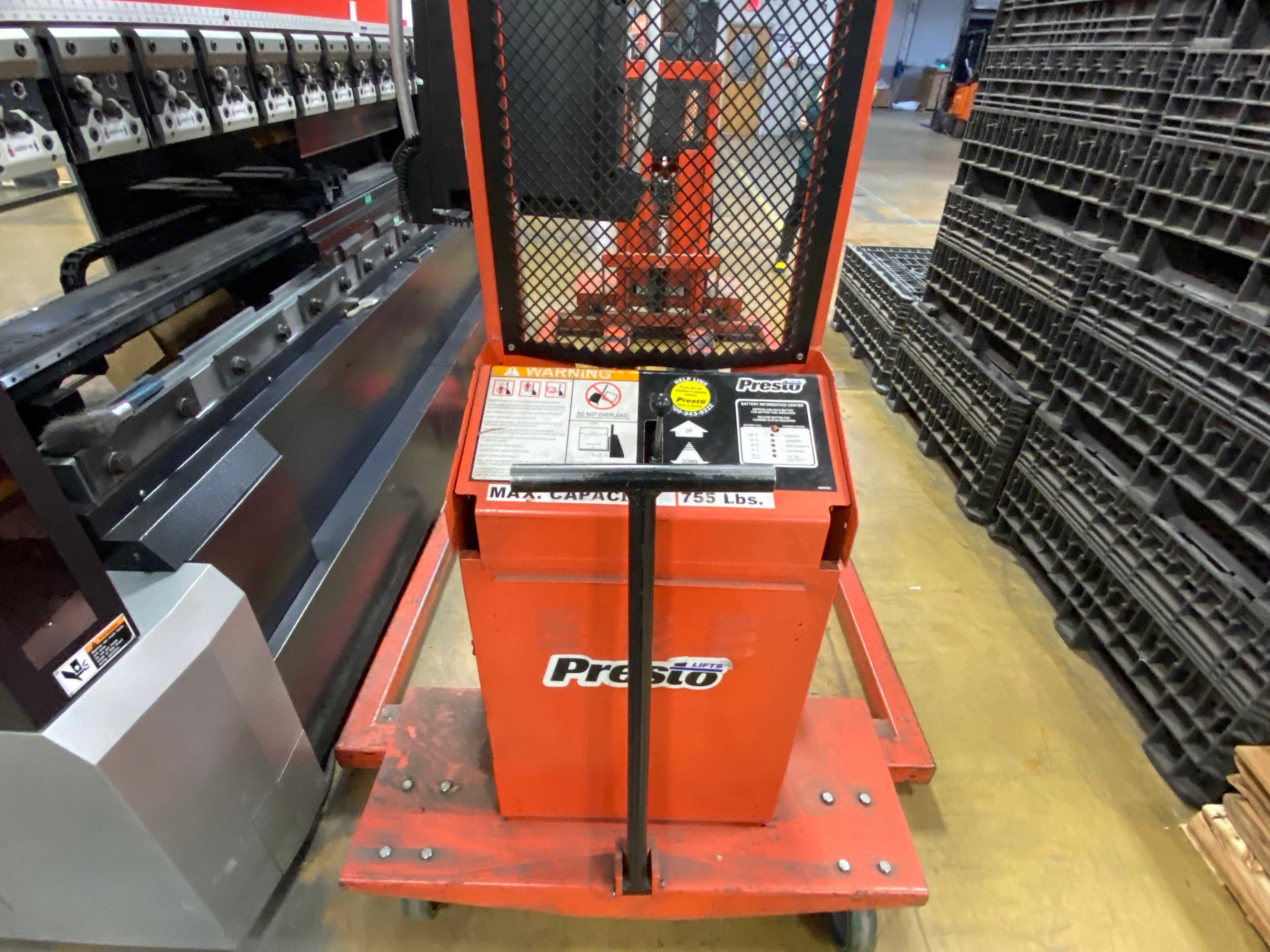 PRESTO LIFTS WPS5035-20 2,000 LB CAP LIFT - FORKLIFTS