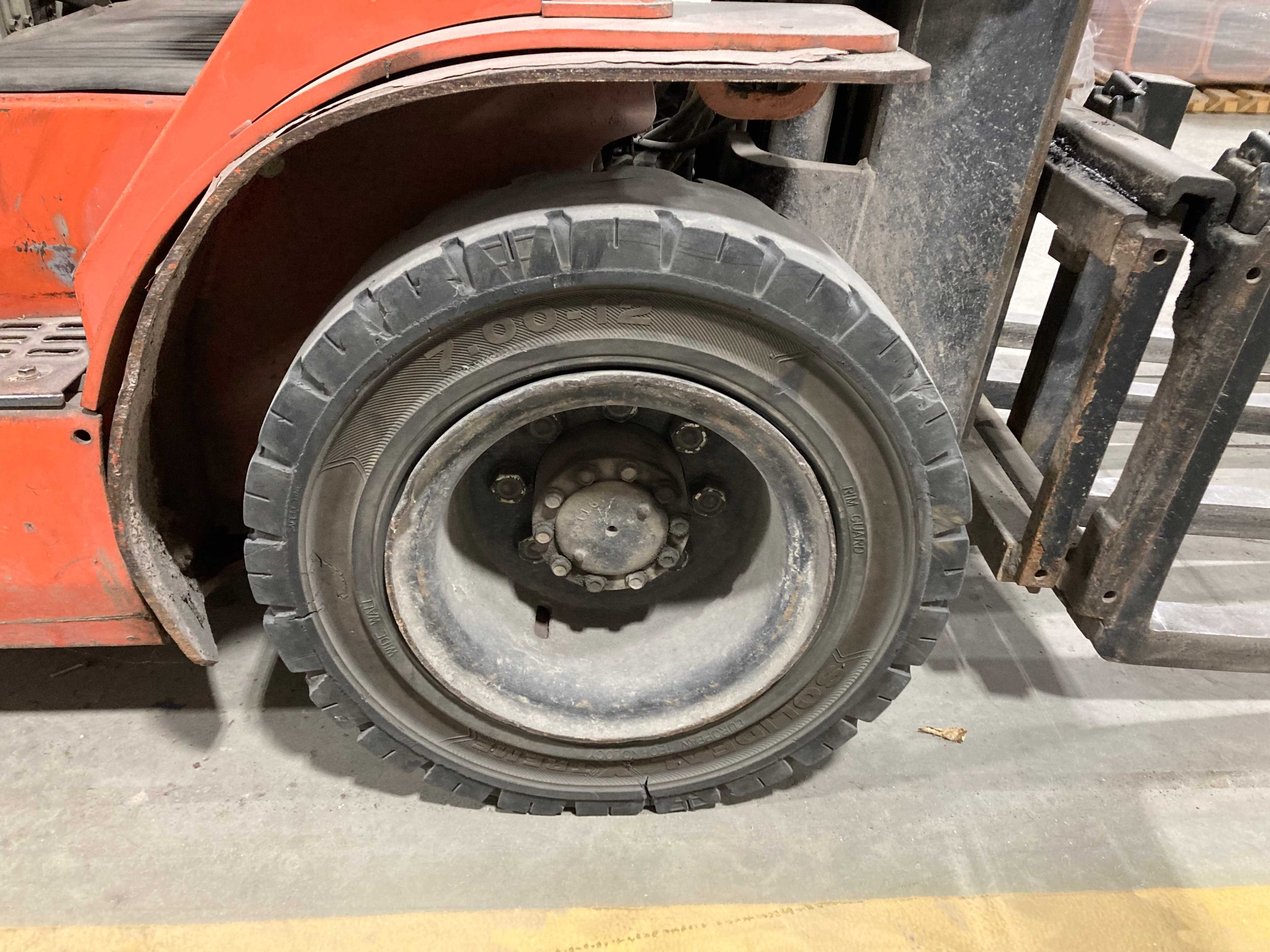 2006 Toyota 7FGU25 6K Forklift - SIT-DOWN FORKLIFTS