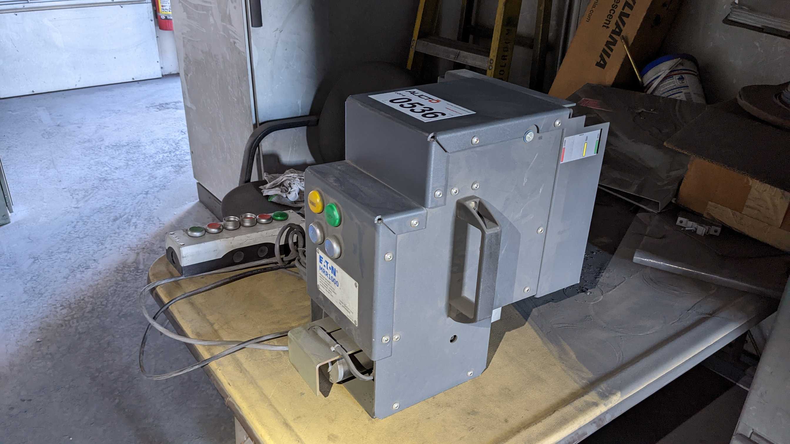 EATON MAGNUM BREAKER REMOTE RACKING DEVICE - CIRCUIT BREAKERS EATON MAGNUM BREAKER REMOTE RACKING DEVICE - CIRCUIT BREAKERS