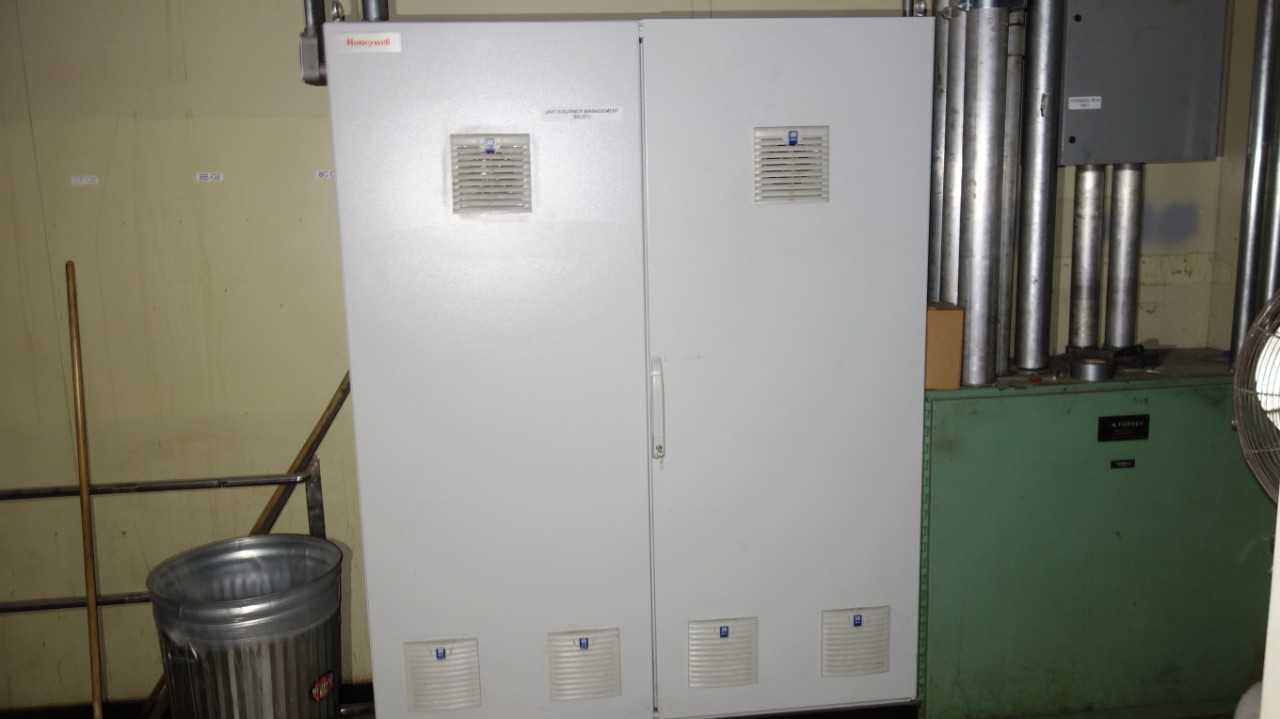 HONEYEWELL BURNER MANAGEMENT CONTROL PANEL - ELECTRICAL COMPONENTS