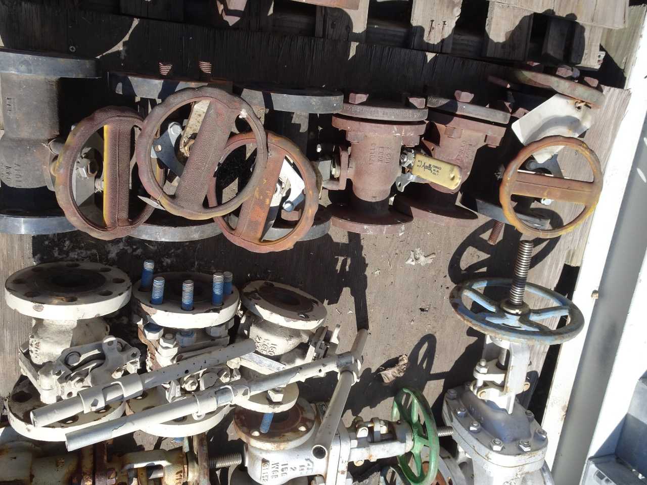 Misc 2in - 4in steel valves - full pallet - VALVES