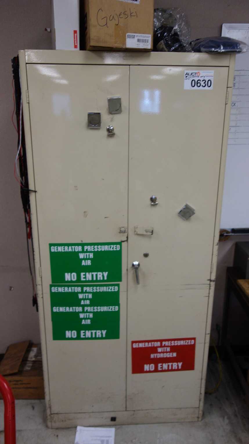 CABINET W/ CONTENTS, ASSORTED TEST EQUIPMENT, ELECTRICAL - ELECTRICAL TESTING EQUIPMENT