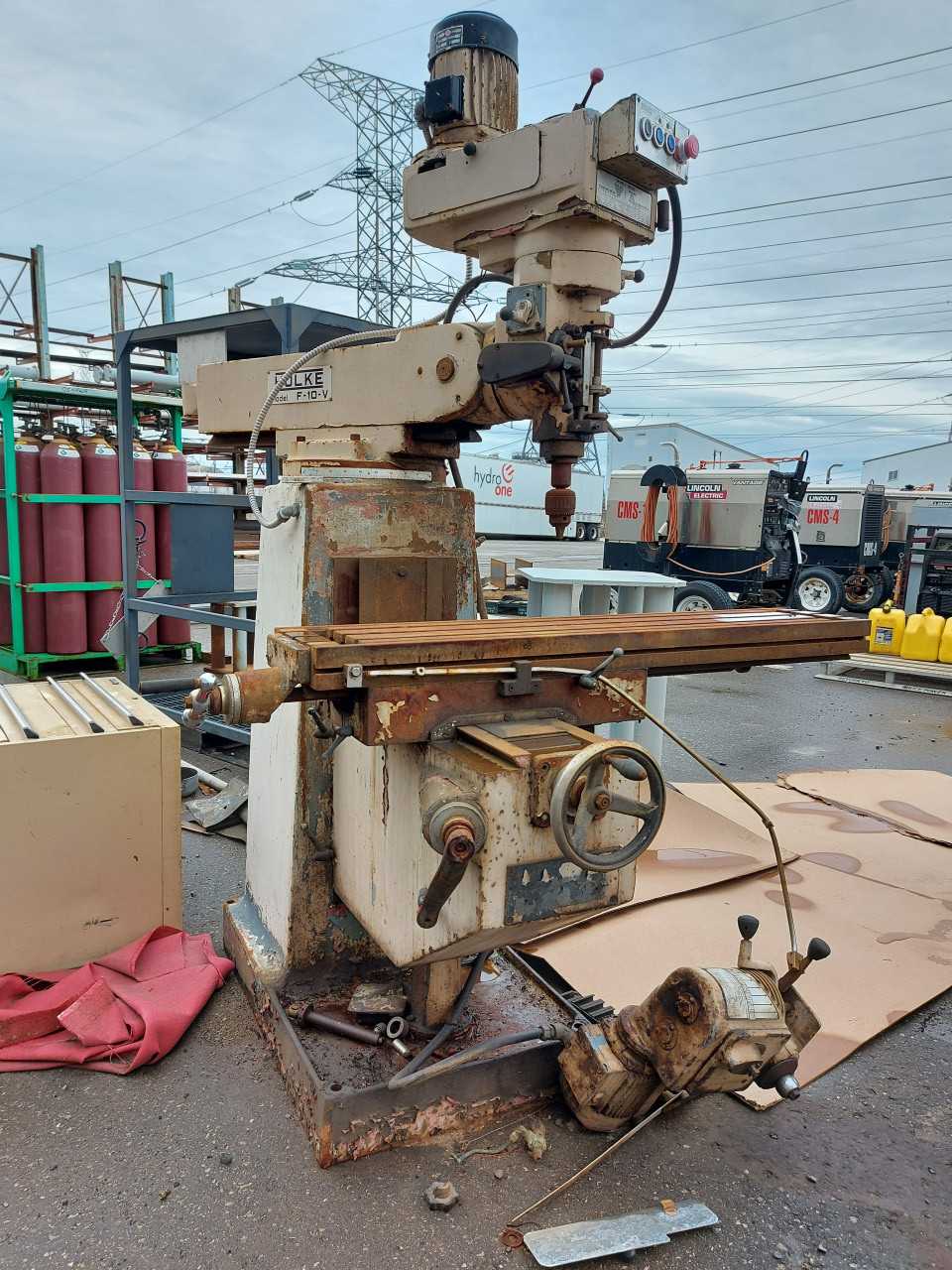 Holke Model F-10-V Milling Machine - MILLING MACHINES