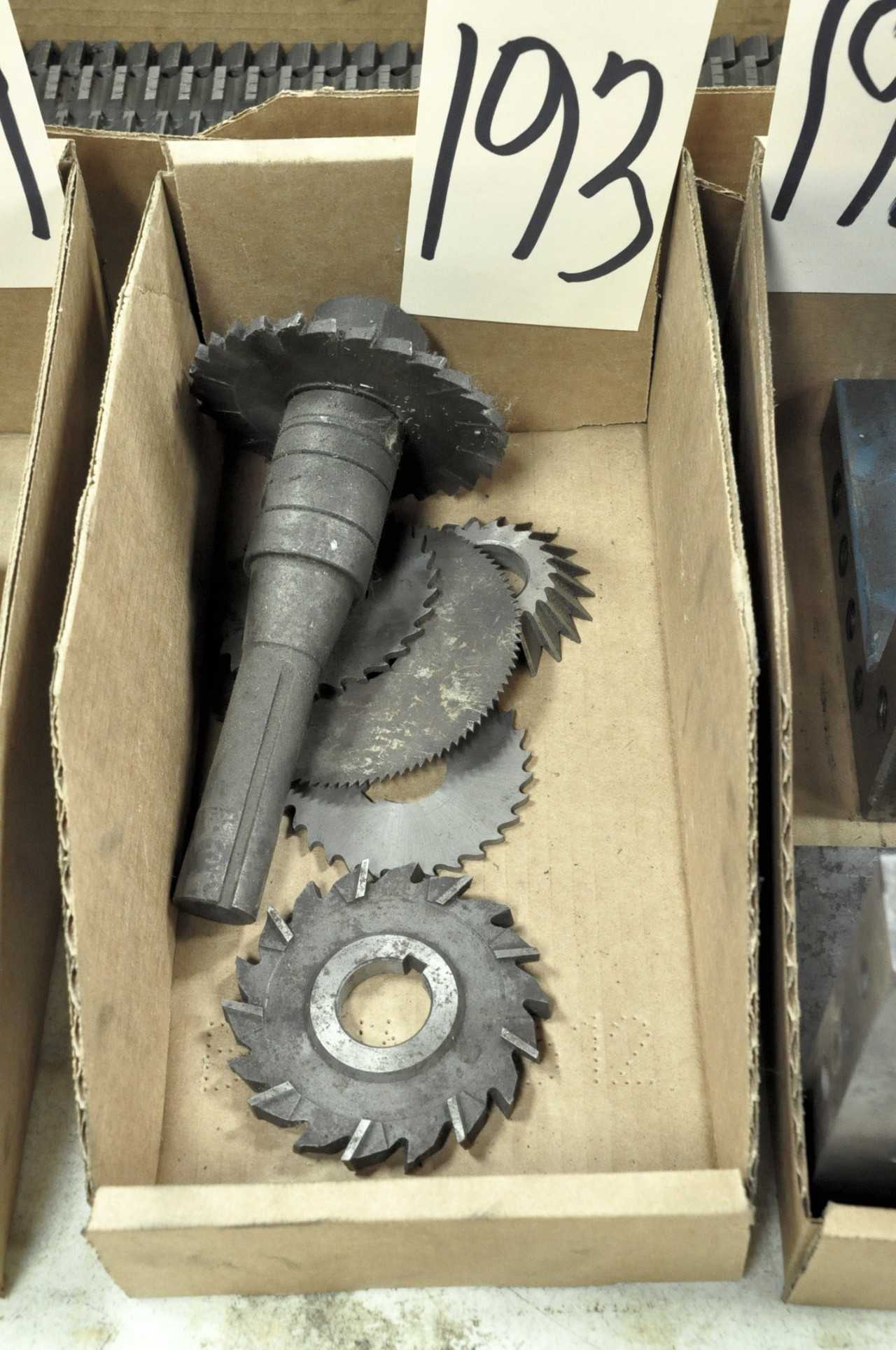 Lot Milling Cutters and 1 R8 Holder in 1 Box - ELECTRIC POWER TOOLS