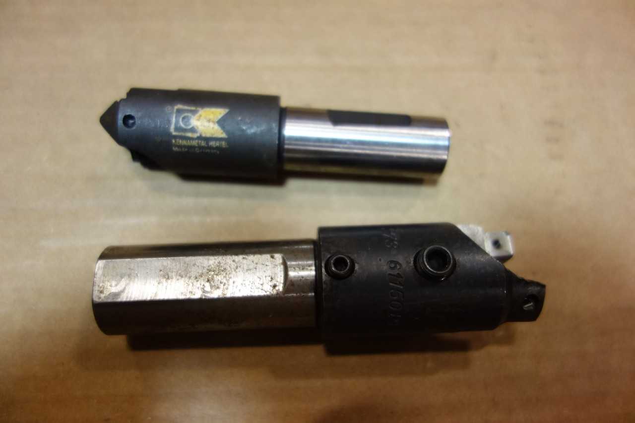 LOT OF ASSORTED END MILLS - KENNAMETAL - ELECTRIC POWER TOOLS