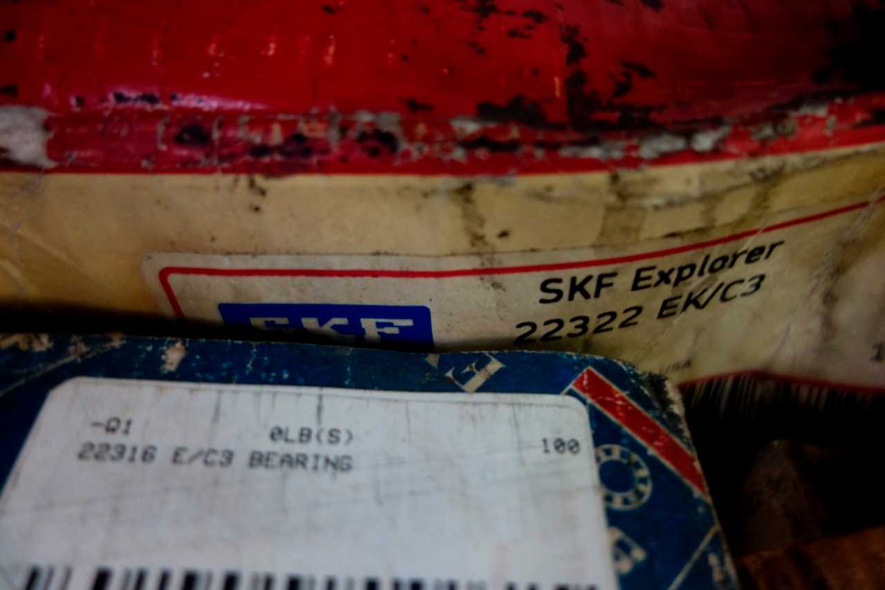 1 PALLET OF ASSORTED SKF BEARINGS - BEARINGS