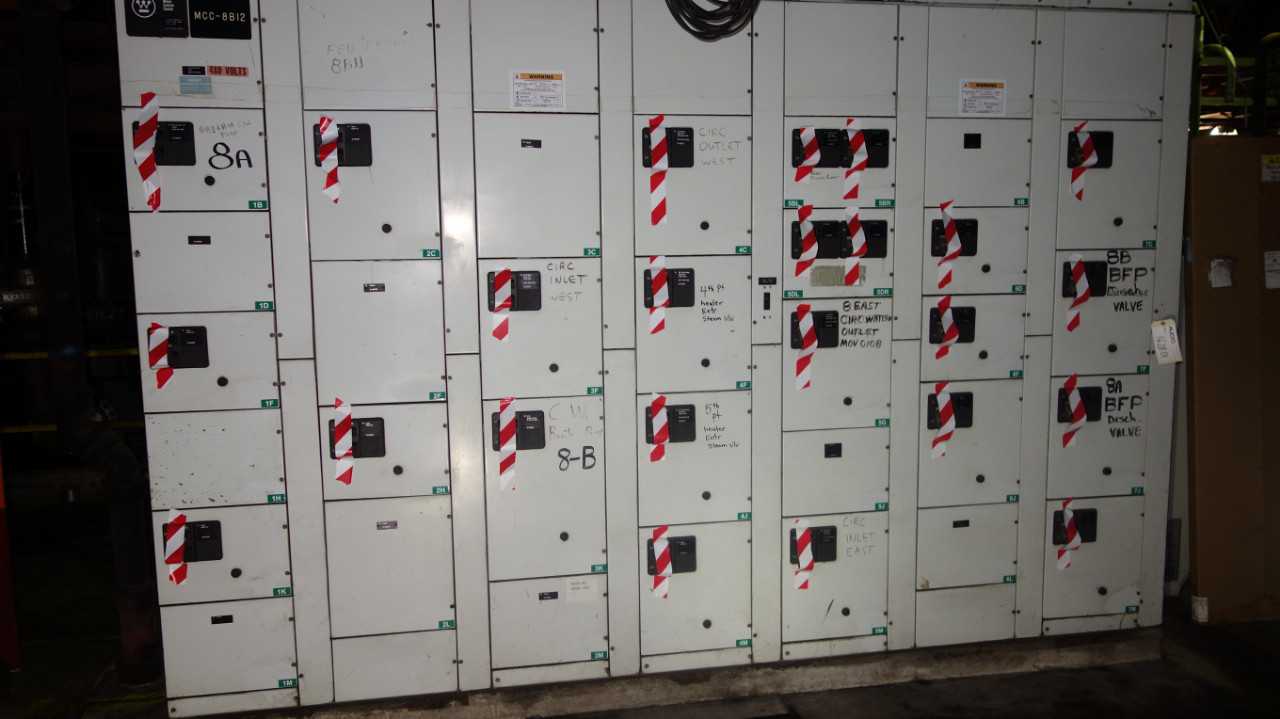 X7 VERTICAL SECTIONS OF WESTINGHOUSE MCC BUCKETS - MOTOR CONTROL CENTERS
