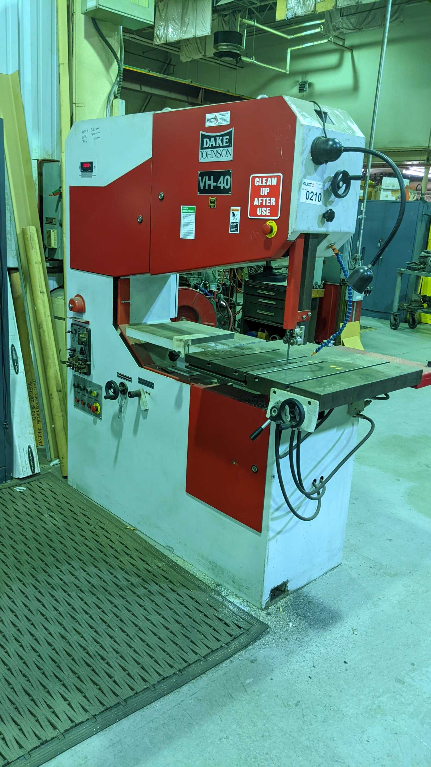 DAKE JOHNSON BAND SAW - VERTICAL BAND SAWS