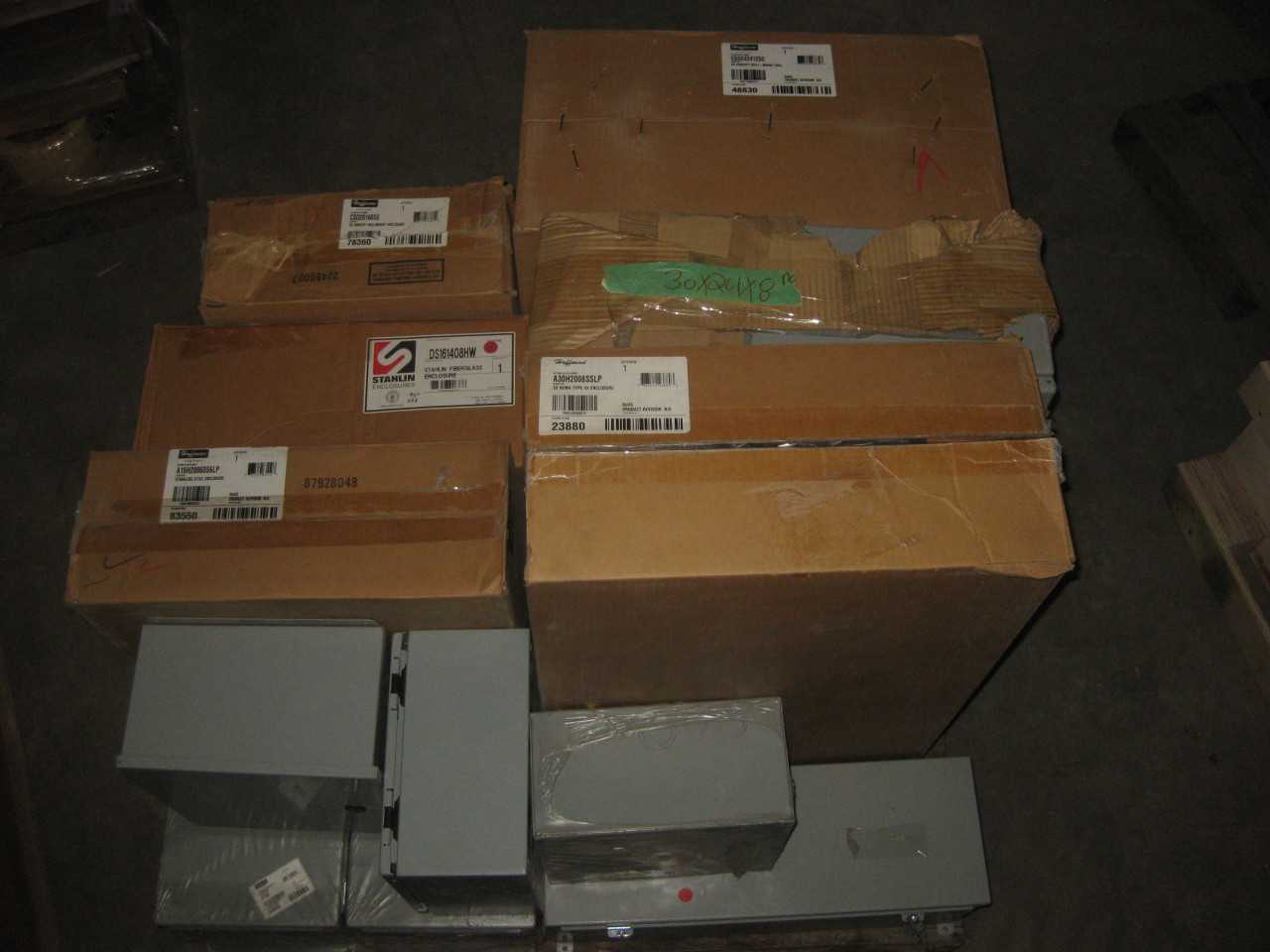 HOFFMAN MIXED LOT OF STAINLESS STEEL ENCLOSURES ( QTY. 12 ) - MISCELLANEOUS