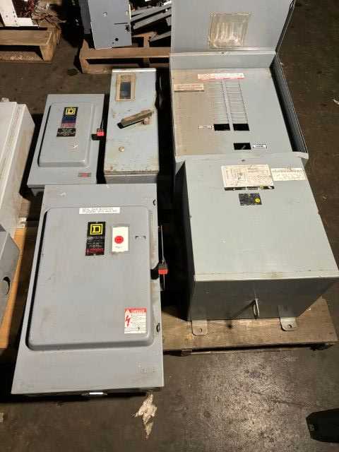 Bulk Lot of Square D Electrical Disconnect Safety Switches, Combination Starters, & Control Boxes - QTY 20 Pieces on 4 Pallets - ELECTRICAL COMPONENTS