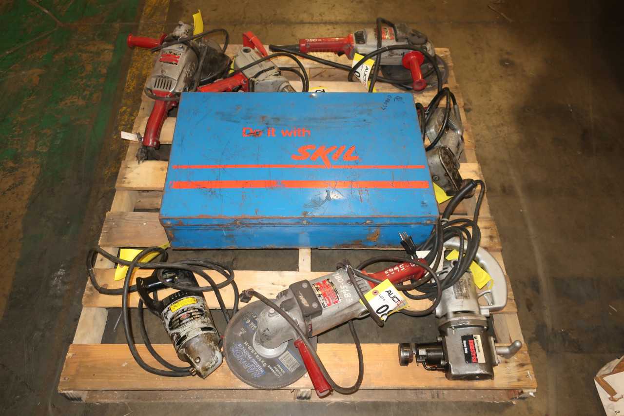 1 PALLET OF ASSORTED POWERTOOLS SANDER ROTO-HAMMER NIBBLER ANGULAR DRIVER - MISCELLANEOUS