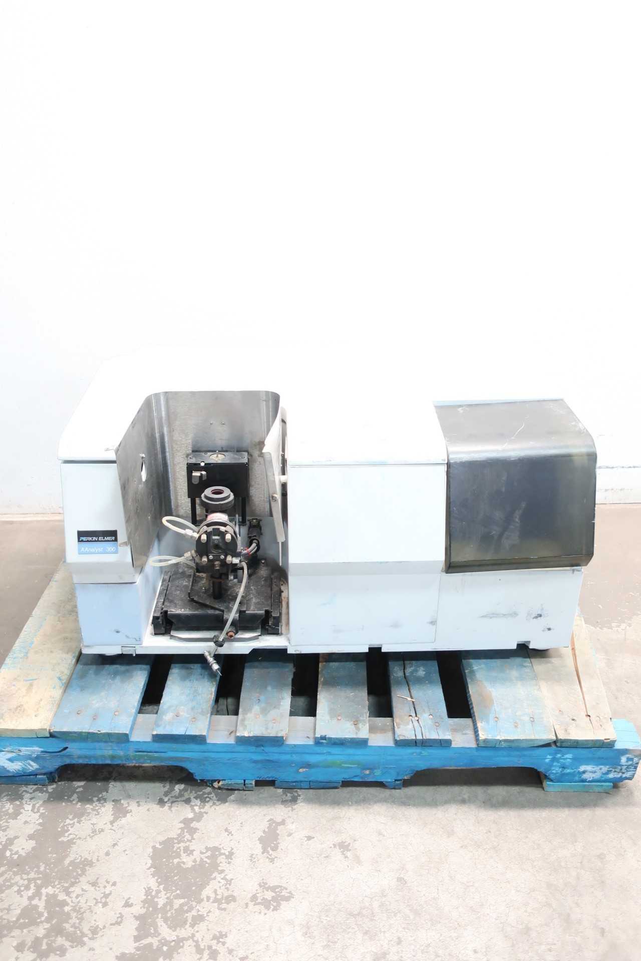 PERKIN ELMER N0410025 AANALYST 300 ATOMIC ABSORPTION SPECTROMETER TEST EQUIPMENT - LAB & SCIENTIFIC PERKIN ELMER N0410025 AANALYST 300 ATOMIC ABSORPTION SPECTROMETER TEST EQUIPMENT - LAB & SCIENTIFIC