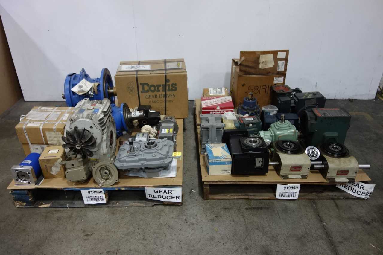 2 PALLETS OF ASSORTED GEAR REDUCERS - SERVO AND PLANETARY, RIGHT ANGLE, INDEXING ENCLOSED, INLINE, SHAFT MOUNT - CROWN, ZAE, BREVINI , SEW EURODRIVE, PARKER - GEAR REDUCERS