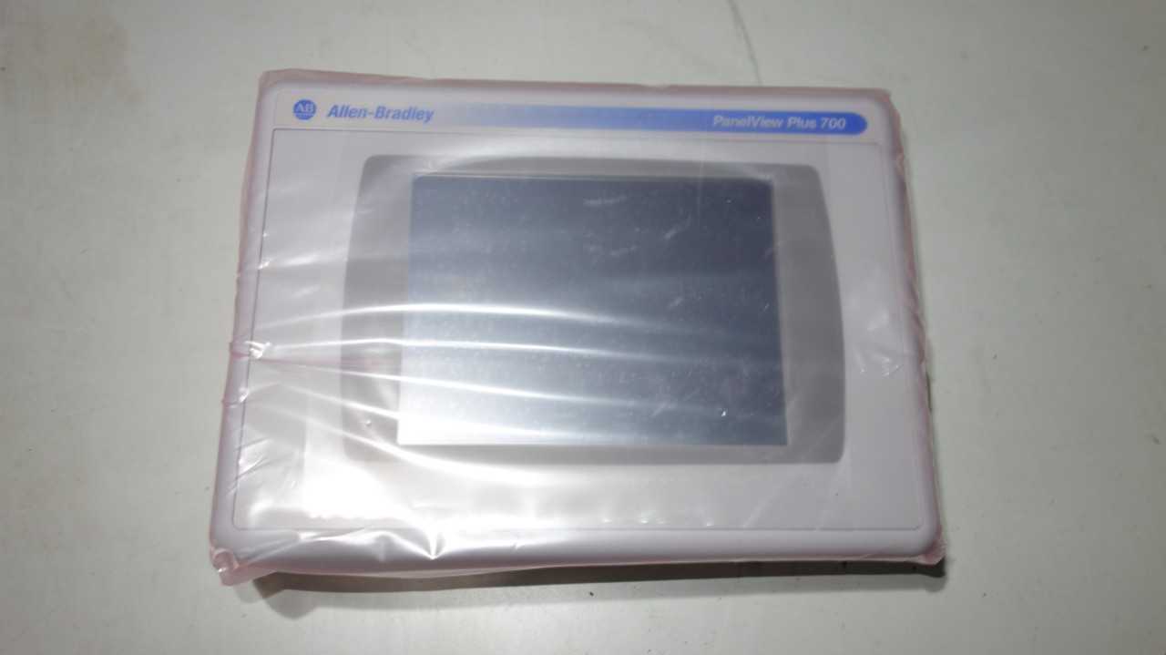ALLEN BRADLEY 2711P-RP1 PANELVIEW PLUS 700 OPERATOR PANEL - HMIS & DISPLAYS