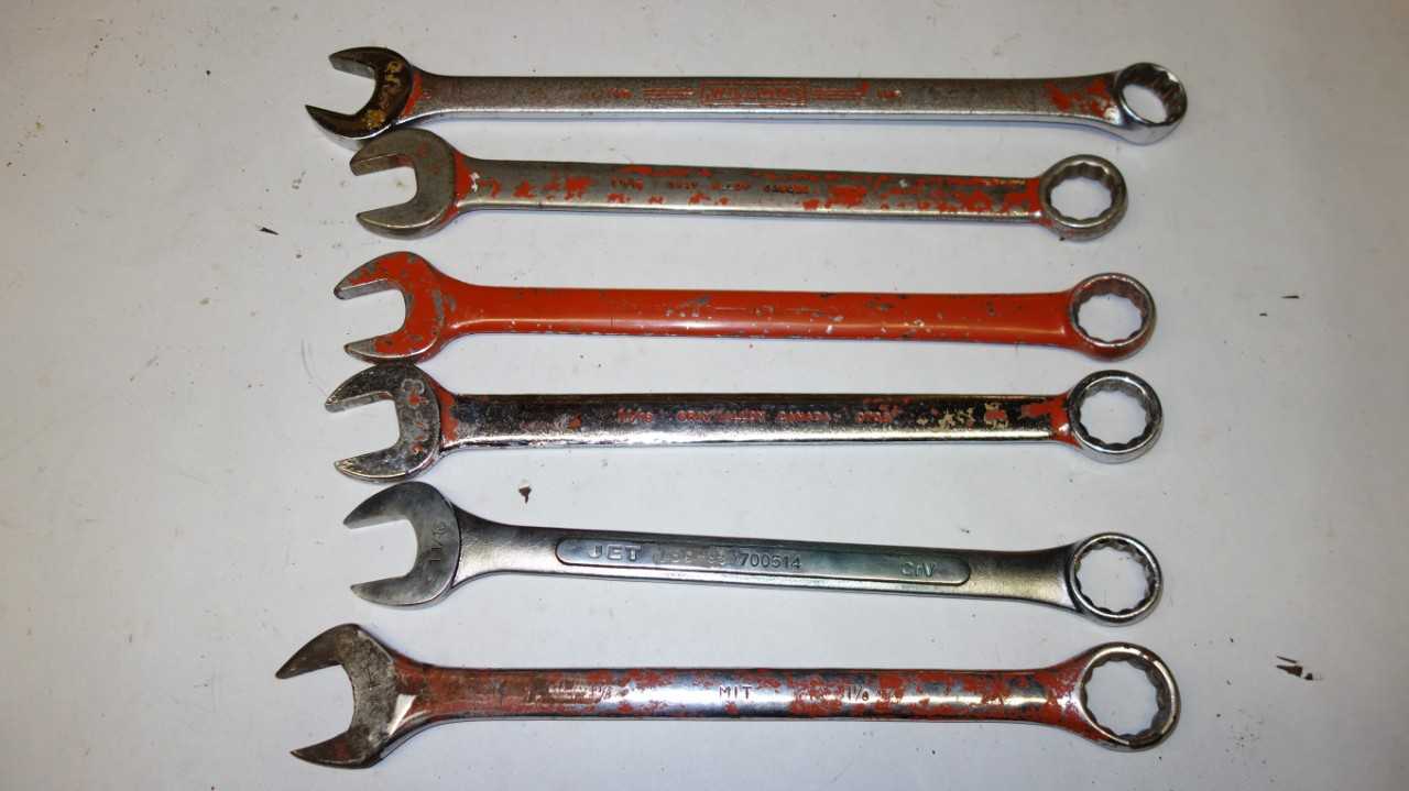 LOT OF 6 ASSORTED COMBINATION WRENCHES - HAND TOOLS