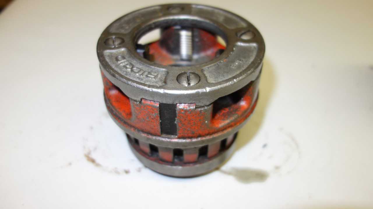 RIDGID 1-1/2 IN DIE HEAD - ELECTRIC POWER TOOLS