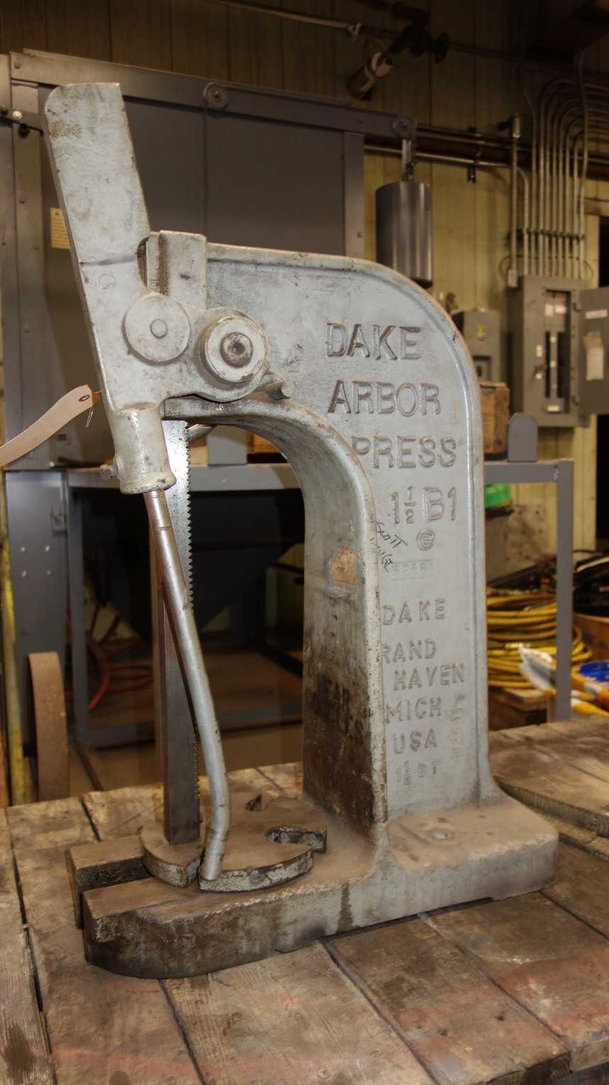 DAKE 1-1/2 IN B1 ARBOR PRESS - MECHANICAL STAMPING PRESSES