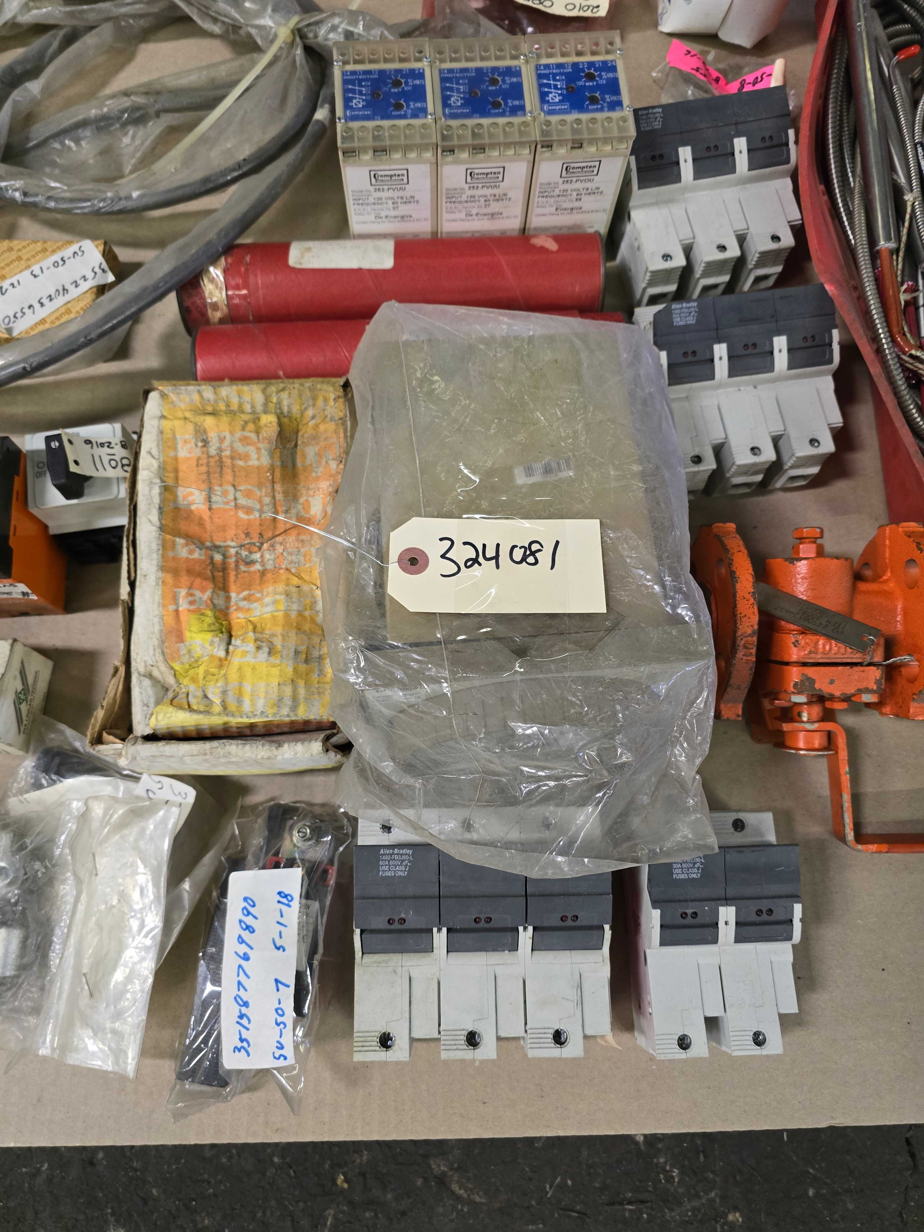 LOT OF INDUSTRIAL & ELECTRICAL PARTS - INDUSTRIAL PARTS