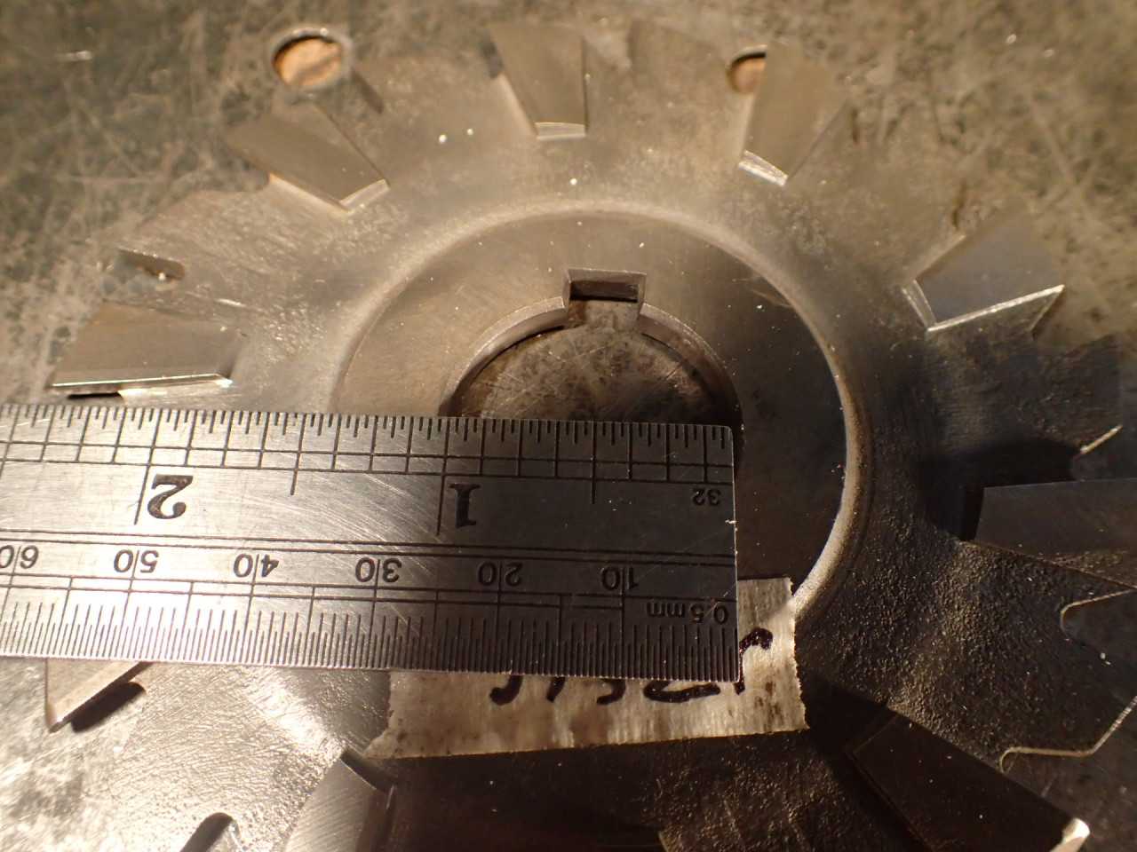 3/16" Circle (3/32 rad) Staggered Tooth Convex Mill Cutter: 4" OD, 1" Arbor Hole - MILLING TOOLS