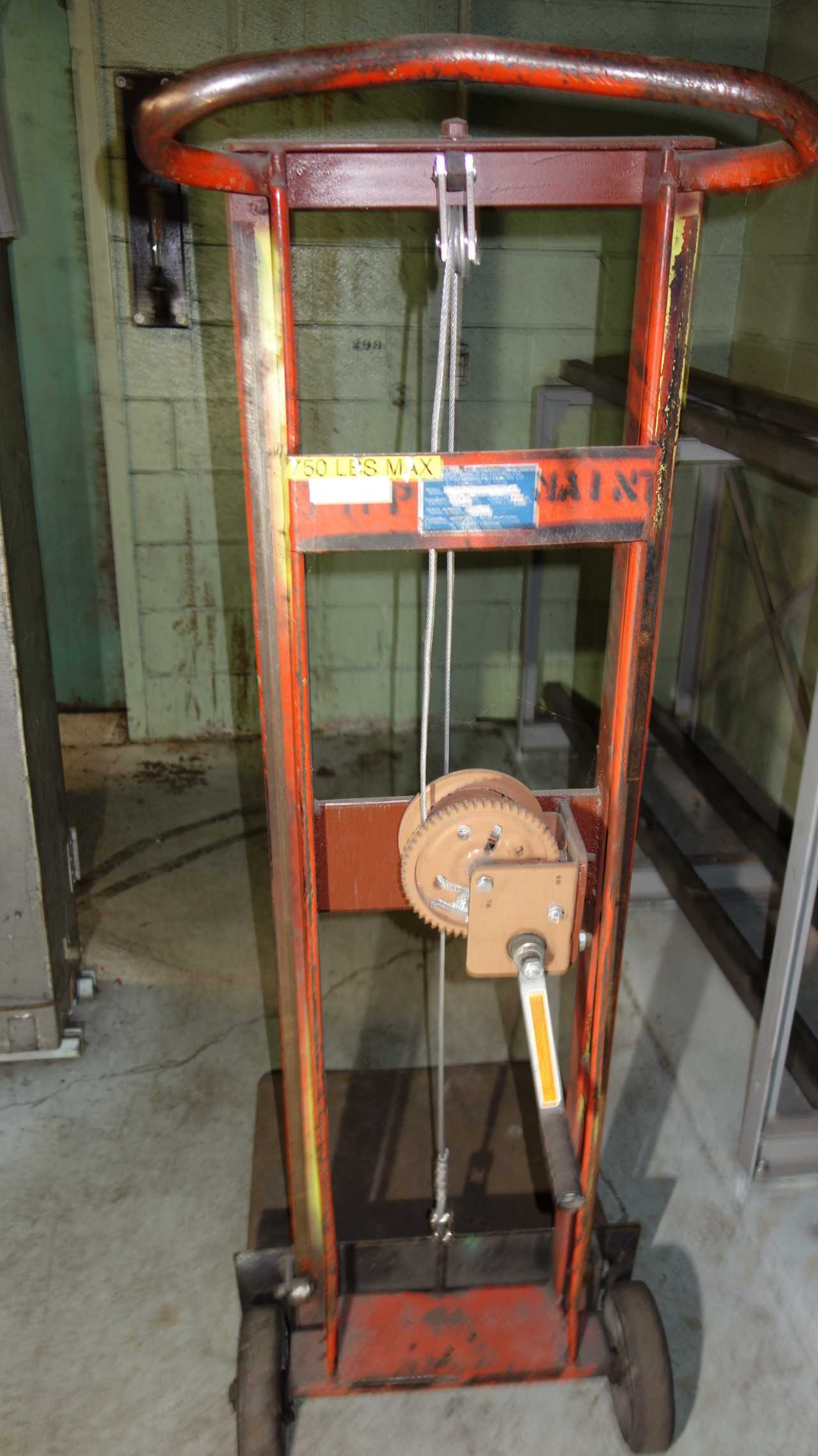 JESCO PL-54-2222 750LBS MANUAL LIFT CART - MISCELLANEOUS