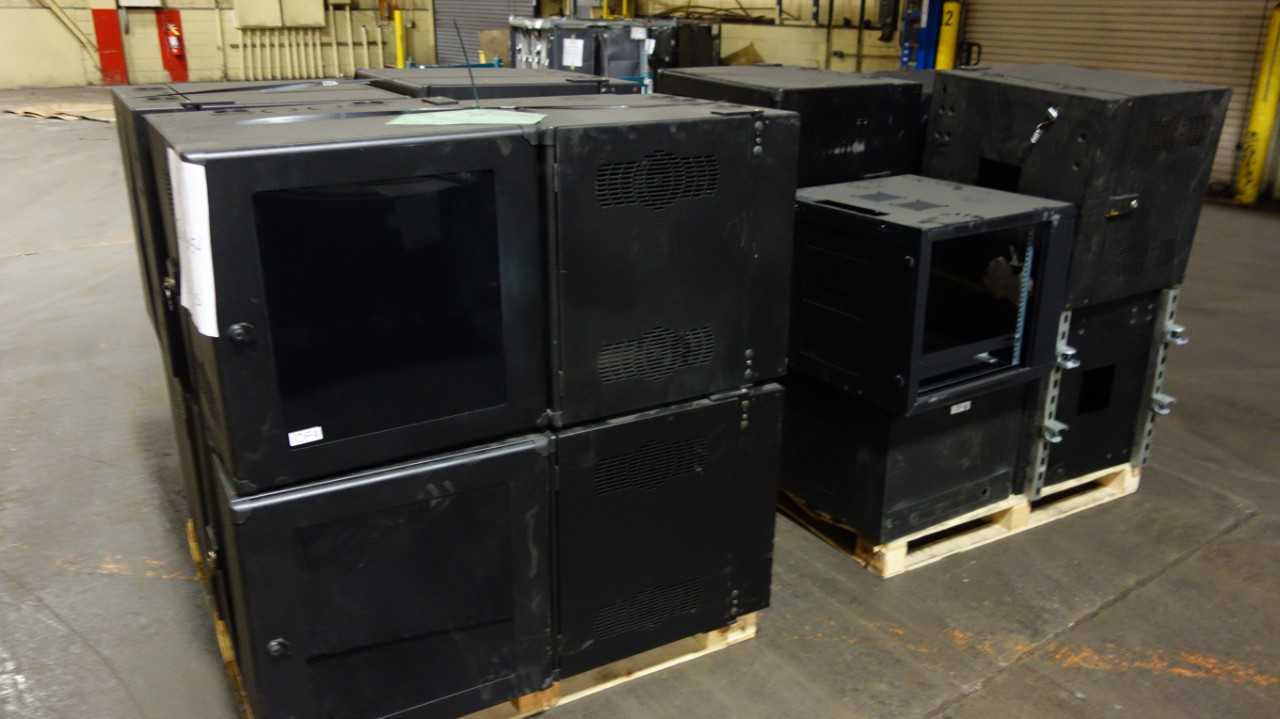2 PALLETS OF ASSORTED STEEL WINDOWED LOCK BOXES - TOOL STORAGE