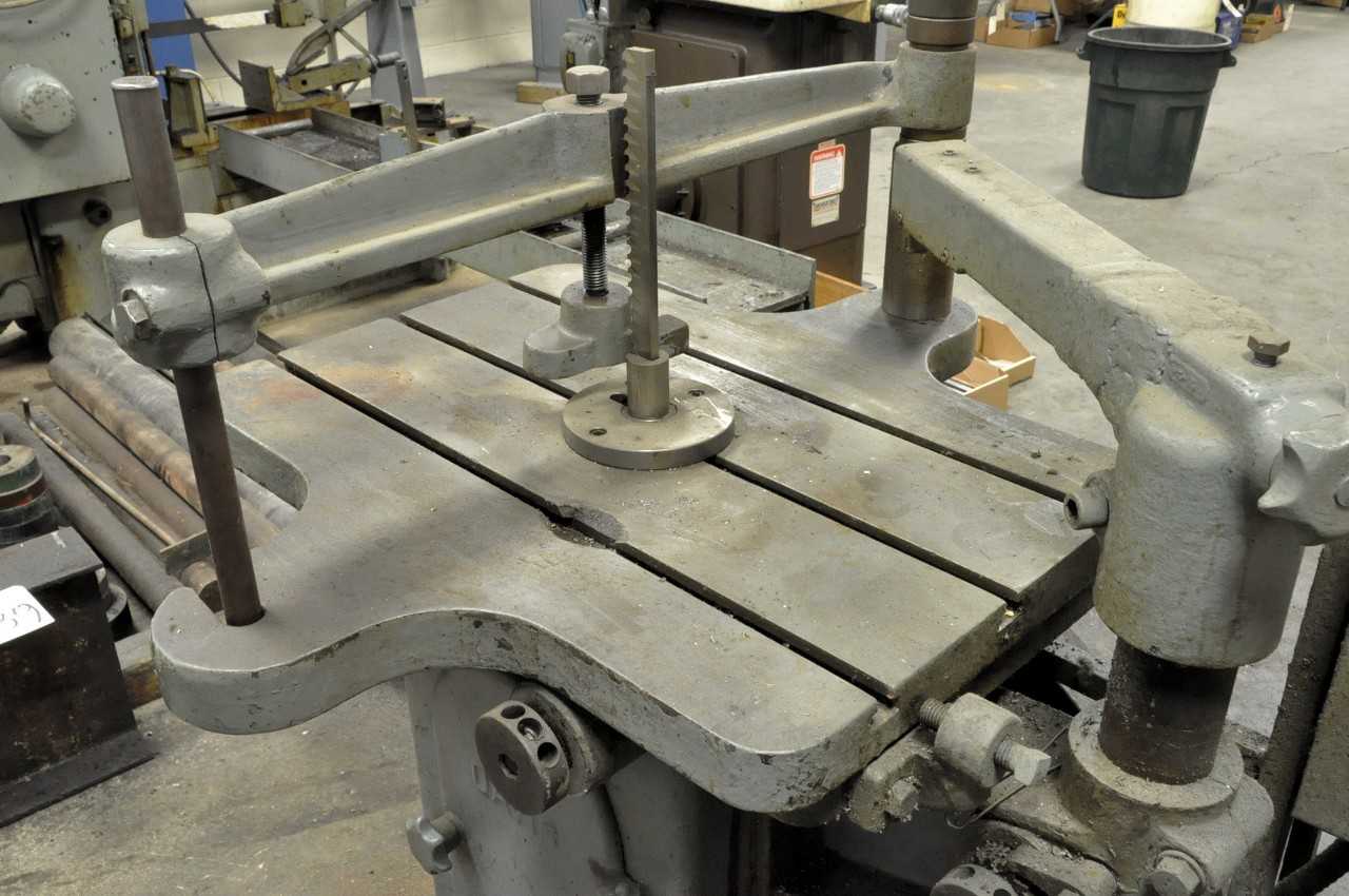 Davis Keyseater with Broaching in 2 Boxes - TOOL STORAGE