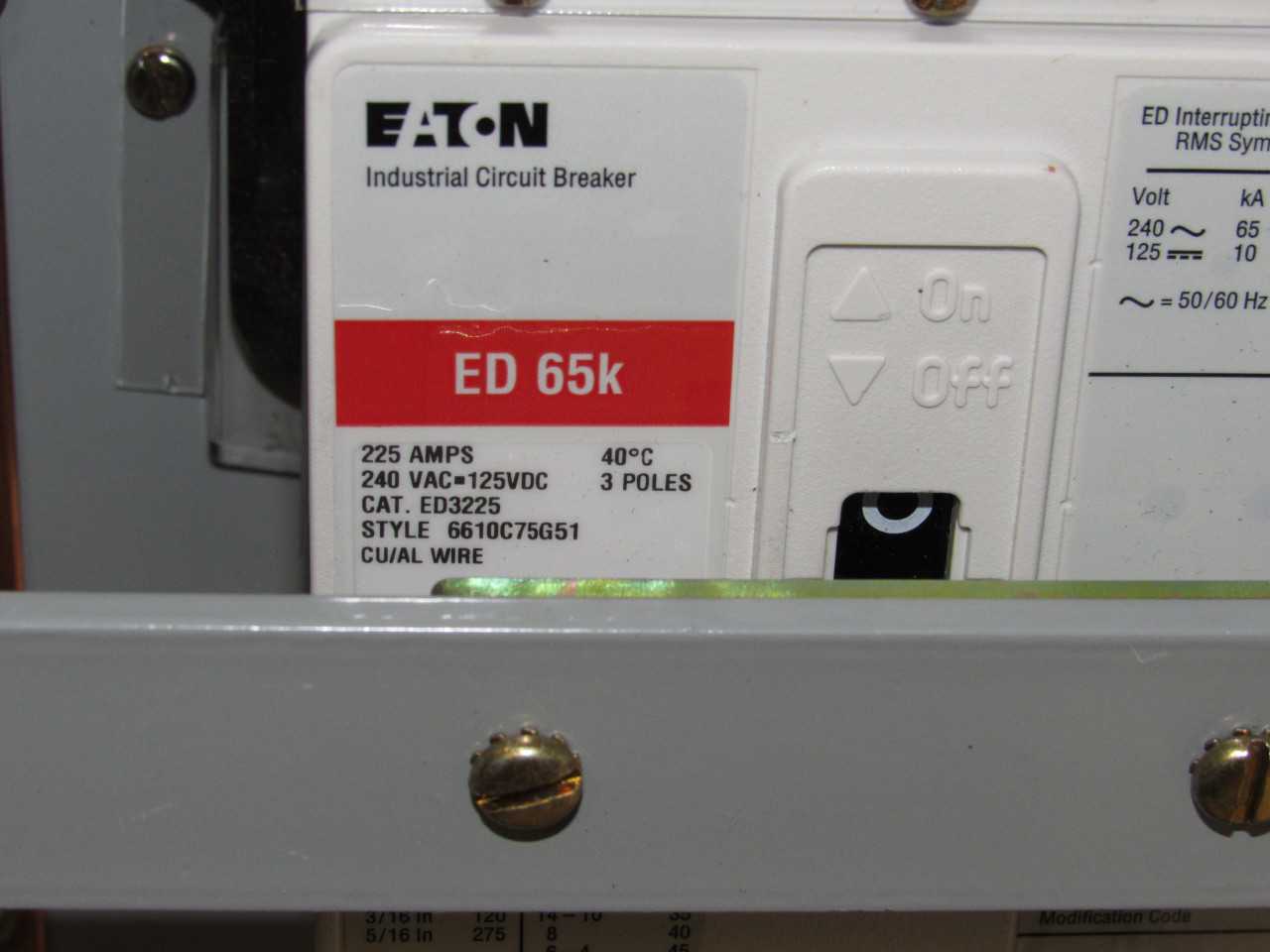 Eaton Bus Plugs - ELECTRICAL COMPONENTS
