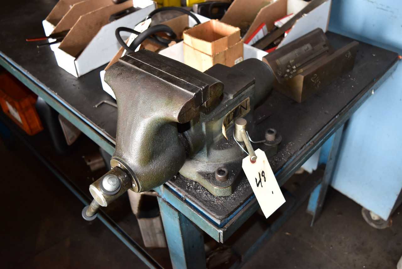 Wilton Vise with workbench - ELECTRIC POWER TOOLS