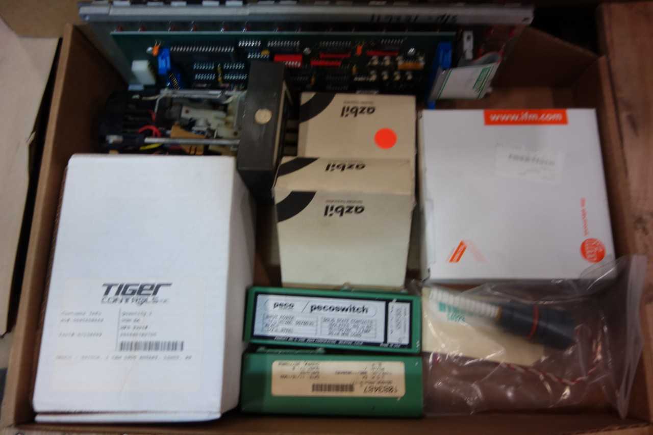 1 LOT OF SENSOR CONTROLS, OPERATOR INTERFACE PANEL, SWITCH CONTROLS- BAILEY, PECO, AMTEK - AUTOMATION & CONTROLS