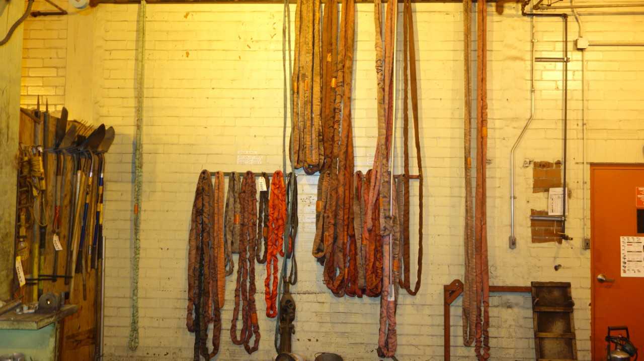 LOT OF ASSORTED LIFTING SLINGS, LIFTALL TUFLEX, TWINTEX - LIFTING EQUIPMENT