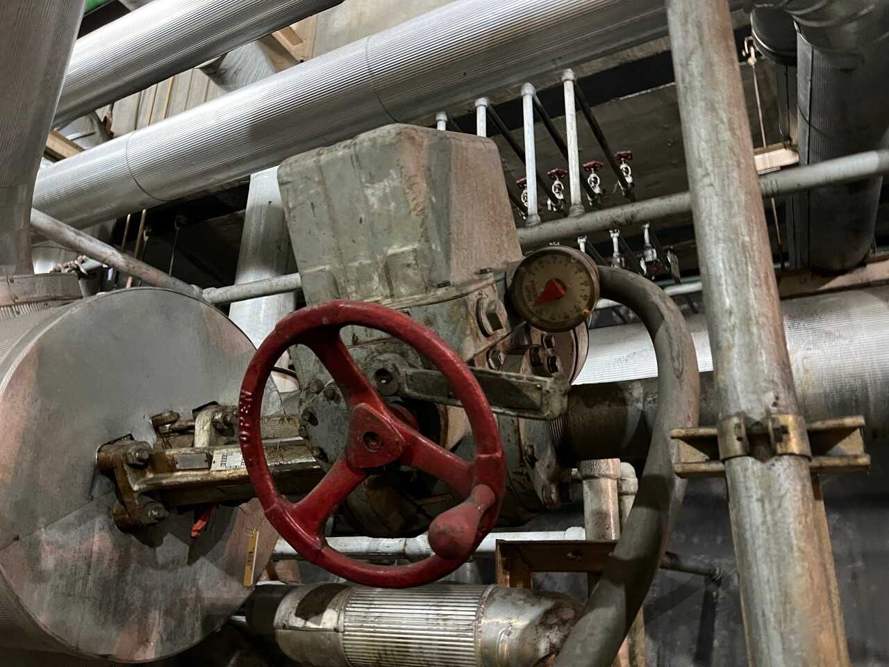 5x Limitorque HBC electric valve operators - VALVES