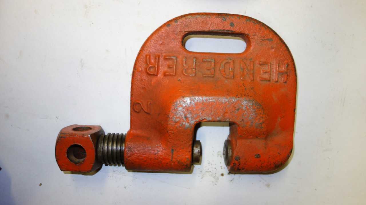 LOT OF 2 ASSORTED HENDERER HAND PUNCHES - HAND TOOLS