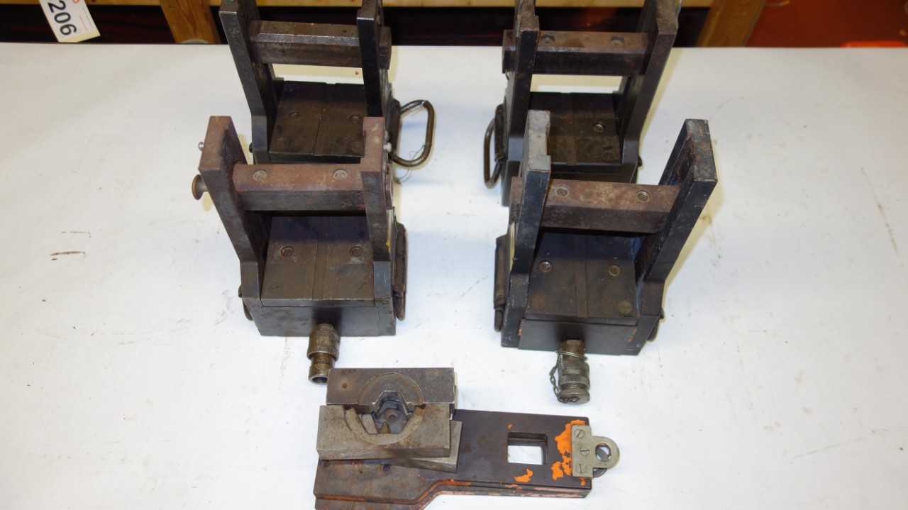 LOT OF 4 THOMAS & BETTS 21940 40 TON HYDRAULIC CRIMP HEAD - ELECTRIC POWER TOOLS