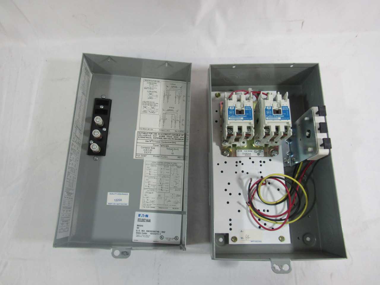 Lot of Qty 1x Eaton ECL03C1A4A Lighting Contactor 4P & 1x ELC-EX08NNAN PLC I/O Module 24VDC - AUTOMATION & CONTROLS