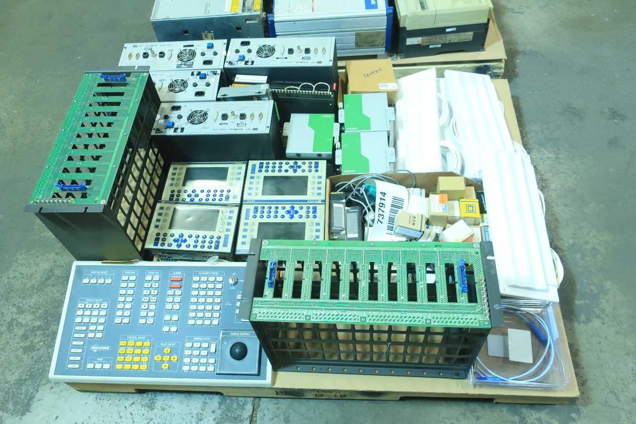2 PALLETS OF ASSORTED ELECTRICAL - SERVO DRIVES, ANTENNA CONTROLS, VFD DRIVES, MODULES, SENSORS, SWITCH CONTROLS, MISCELLANEOUS - SQUARE D, TERRAWAVE, ABB,DRANETZ - ELECTRICAL COMPONENTS