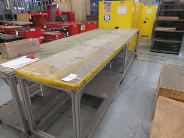 Aluminum Table on wheels - MISCELLANEOUS