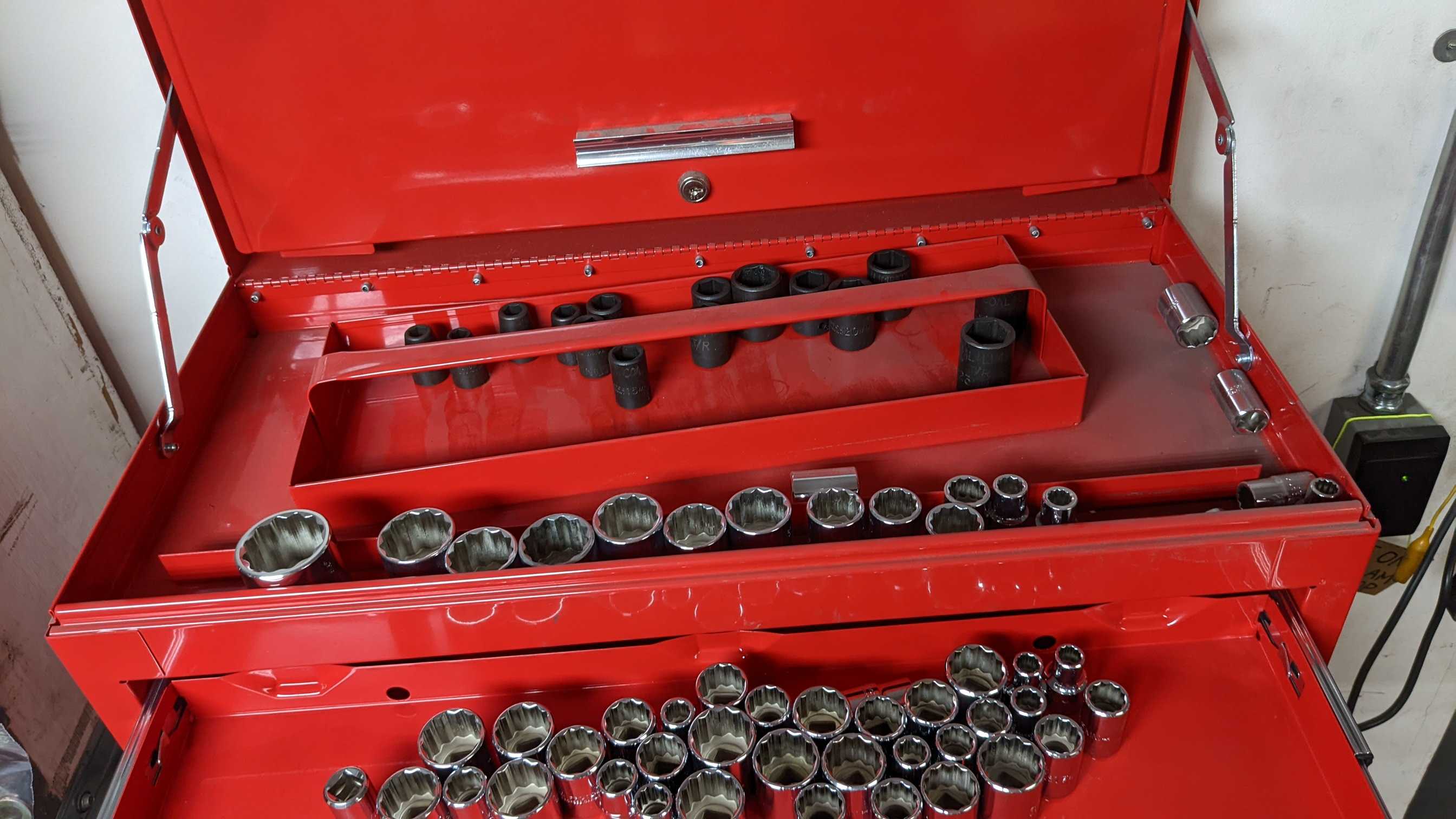 PROTO TOOL BOX AND CONTENTS - ELECTRIC POWER TOOLS